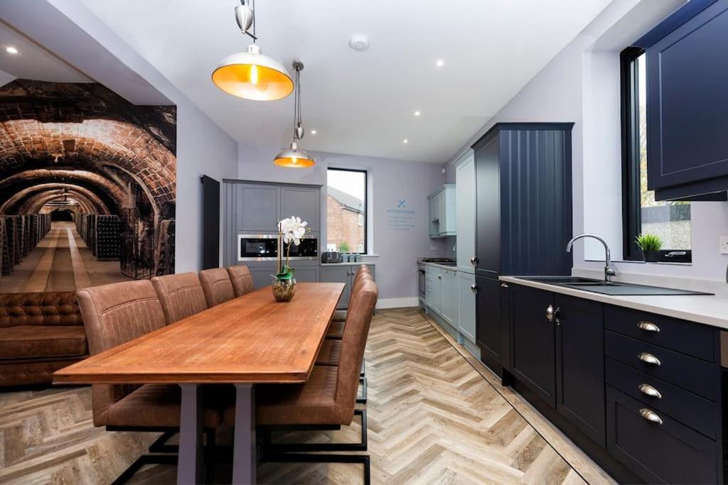 Bootique House - Luxury Group Accommodation In 韦克菲尔德 外观 照片