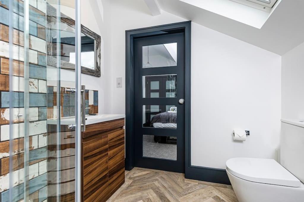 Bootique House - Luxury Group Accommodation In 韦克菲尔德 外观 照片