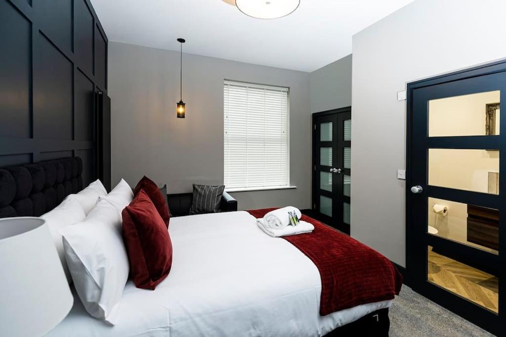Bootique House - Luxury Group Accommodation In 韦克菲尔德 外观 照片